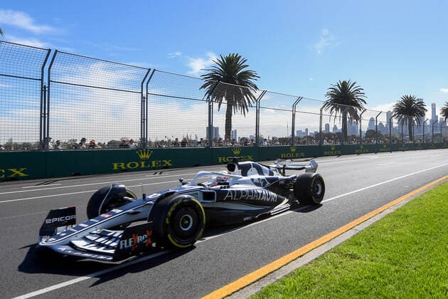 8th April 2022, Albert Park, Melbourne, Australia; FIA Formula 1 Australian Grand Prix, Free Practise sessions; Pierre Gasly of France drives the number 10 Scuderia AlphaTauri AT03 during practice  ActionPlus12376494 MorganxHancock