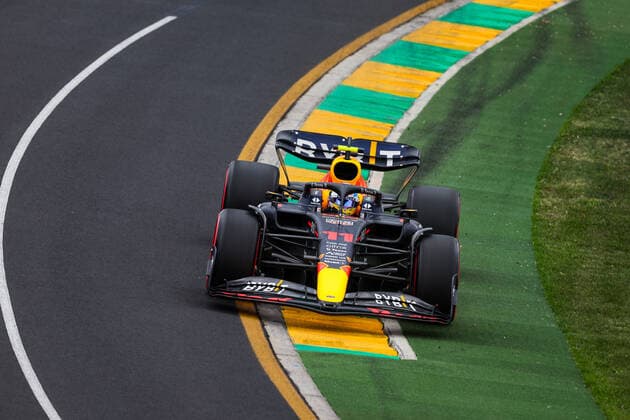 11 PEREZ Sergio (mex), Red Bull Racing RB18, action during the Formula 1 Heineken Australian Grand Prix 2022, 3rd round of the 2022 FIA Formula One World Championship, WM, Weltmeisterschaft on the Albert Park Circuit, from April 8 to 10, 2022 in Melbourne, Australia - F1 - AUSTRALIAN GRAND PRIX 2022 DPPI Panoramic  20220409_G00D6894