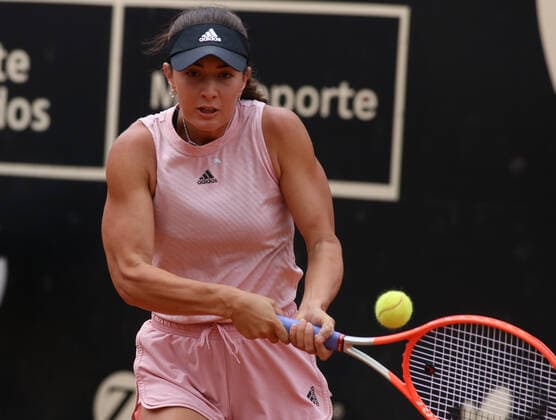 April 8, 2022, Bogota, Colombia: Elina Avanesyan of Russia plays during the match against Maria Camila Osorio of Colombia at the Copa Colsanitas WTA, Tennis Damen Tournament on April 8, 2022 in Bogota, Colombia. Bogota Colombia - ZUMAh147 0155084442st Copyright: xDanielxGarzonxHerazox