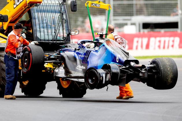 Debris pictured following the crash of 6 Nicholas Latifi CAN, Williams Racing , F1 Grand Prix of Australia at Melbourne Grand Prix Circuit on April 9, 2022 in Melbourne, Australia Photo by HOCH ZWEI Melbourne Australia