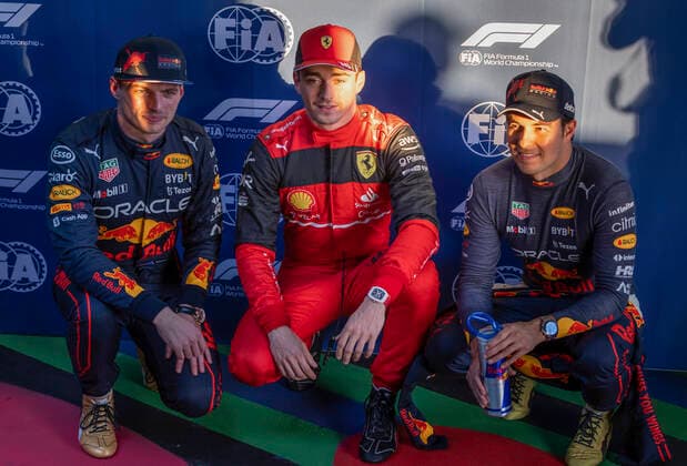 1 Max Verstappen NLD, Oracle Red Bull Racing , 16 Charles Leclerc MCO, Scuderia Ferrari , 11 Sergio Perez MEX, Oracle Red Bull Racing , F1 Grand Prix of Australia at Melbourne Grand Prix Circuit on April 9, 2022 in Melbourne, Australia Photo by HOCH ZWEI Melbourne Australia