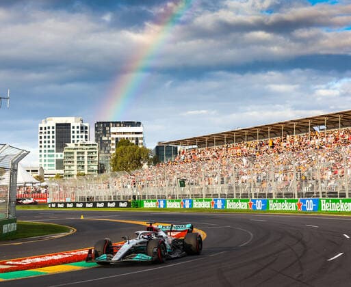 63 RUSSELL George (gbr), Mercedes AMG F1 Team W13, action during the Formula 1 Heineken Australian Grand Prix 2022, 3rd round of the 2022 FIA Formula One World Championship, WM, Weltmeisterschaft on the Albert Park Circuit, from April 8 to 10, 2022 in Melbourne, Australia - F1 - AUSTRALIAN GRAND PRIX 2022 DPPI Panoramic  00122008_AV6_2646