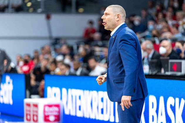 Oren Amiel Brose Bamberg, Coach , Single image, Single photo, Portrait, Portraet, Brose Bamberg vs Niners Chemnitz, Basketball, easyCredit BBL, 29 Matchday, 08 04 2022 Brose Bamberg vs Niners Chemnitz, Basketball, easyCredit BBL, 29 Matchday, 08 04 2022 Bamberg Copyright: xEIBNER GuenerxSantemizx EP_GSZ