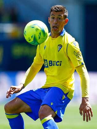 Mandatory Credit: Photo by Pressinphoto Shutterstock (12888148f) Ruben Alcaraz of Cadiz CF Cadiz CF v Real Betis, La Liga 2021-2022, date 31. Football, Nuevo Mirandilla Stadium, Cadiz, Spain - 9 Apr 2022 EDITORIAL USE ONLY No use with unauthorised audio, video, data, fixture lists (outside the EU), club league logos or live services. Online in-match use limited to 45 images (+15 in extra time). No use to emulate moving images. No use in betting, games or single club league player publications services. Cadiz CF v Real Betis, La Liga 2021-2022, date 31. Football, Nuevo Mirandilla Stadium, Cadiz, Spain - 9 Apr 2022 EDITORIAL USE ONLY No use with unauthorised audio, video, data, fixture lists (outside the EU), club league logos or live services. Online in-match use limited to 45 images (+15 in extra time). No use to emulate moving images. No use in betting, games or  Copyright: xPressinphoto Shutterstockx 12888148f