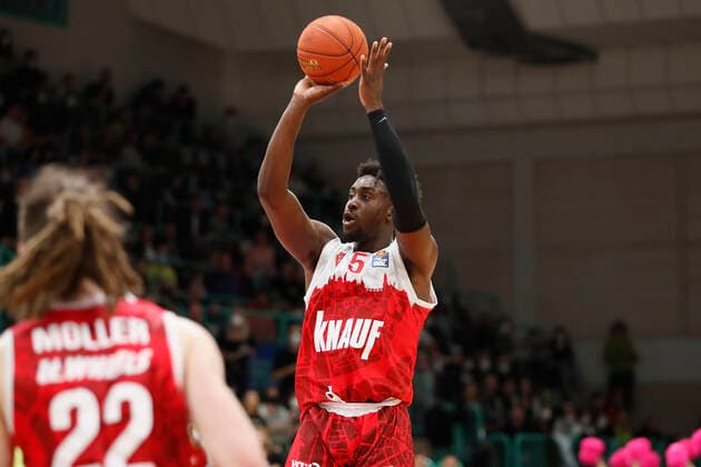 09 04 2022, medi Bayreuth vs s Oliver Wuerzburg, easyCredit BBL, 29 matchday, GER, Bayreuth, Oberfrankenhalle, In picture Abdul Makik Abu s Oliver Wuerzburg Copyright: HMBxMedia xJulienxBecker