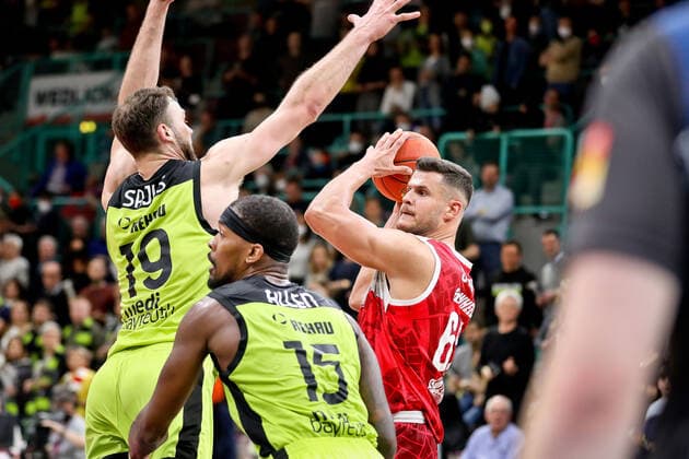 medi bayreuth s oliver Wuerzburg, Basketball, Bundesliga BBL, Matchday 29, Season 2021 2022, 09 04 2022 medi bayreuth s oliver Wuerzburg, Basketball, Bundesliga BBL, Matchday 29, Season 2021 2022, 09 04 2022 Bayreuth Copyright: xEibner-Pressefoto ThorstenxOchsx EP_TOS
