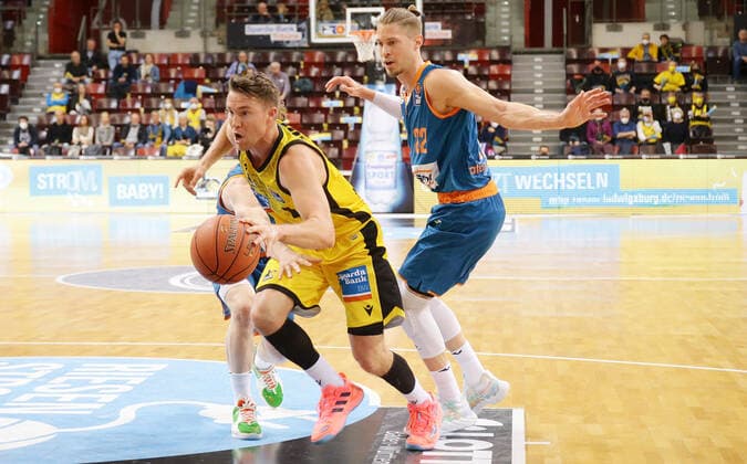 Ludwigsburg , Basketball easycredit BBL Bundesliga MHP Riesen Ludwigsburg vs Ratiopharm Ulm , Jordan HUlls Riesen ,