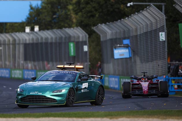Safety car during the Formula 1 Heineken Australian Grand Prix 2022, 3rd round of the 2022 FIA Formula One World Championship, WM, Weltmeisterschaft on the Albert Park Circuit, from April 8 to 10, 2022 in Melbourne, Australia - F1 - AUSTRALIAN GRAND PRIX 2022 - RACE DPPI Panoramic  00122009_G00D8293.JPG_