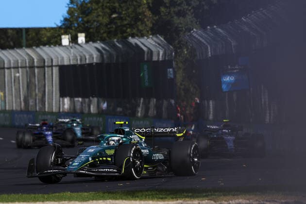 05 VETTEL Sebastian (ger), Aston Martin F1 Team AMR22, action during the Formula 1 Heineken Australian Grand Prix 2022, 3rd round of the 2022 FIA Formula One World Championship, WM, Weltmeisterschaft on the Albert Park Circuit, from April 8 to 10, 2022 in Melbourne, Australia - F1 - AUSTRALIAN GRAND PRIX 2022 - RACE DPPI Panoramic  00122009_G00D8421.JPG_