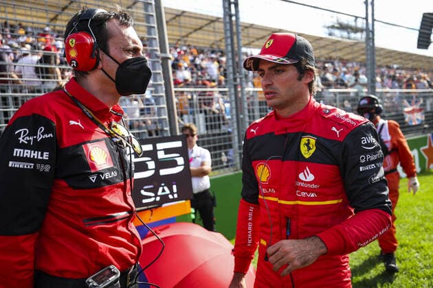 SAINZ Carlos (spa), Scuderia Ferrari F1-75, portrait during the Formula 1 Heineken Australian Grand Prix 2022, 3rd round of the 2022 FIA Formula One World Championship, WM, Weltmeisterschaft on the Albert Park Circuit, from April 8 to 10, 2022 in Melbourne, Australia - F1 - AUSTRALIAN GRAND PRIX 2022 - RACE DPPI Panoramic  00122009_G00D8108.JPG_