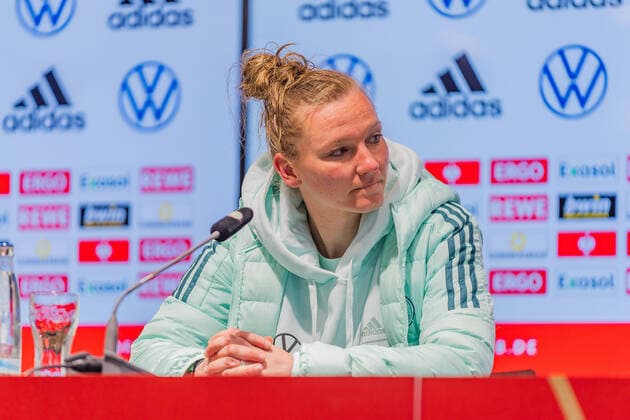 Alexandra Popp Germany, 11 at the press conference after the victory against Portugal GER, Germany vs Portugal, Football, Women World Cup Qualification, 09 04 2022, Germany vs Portugal, Women Germany vs Portugal, Football, Women World Cup Qualification, 09 04 2022, Germany vs Portugal Bielefeld Copyright: xEibner-Pressefoto BahhoxKarax EP_BKA