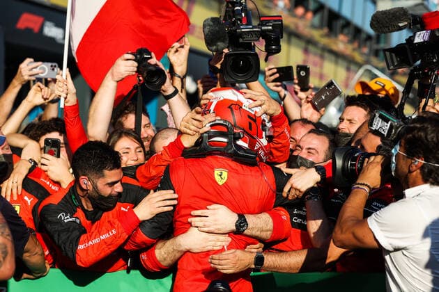 LECLERC Charles (mco), Scuderia Ferrari F1-75, portrait during the Formula 1 Heineken Australian Grand Prix 2022, 3rd round of the 2022 FIA Formula One World Championship, WM, Weltmeisterschaft on the Albert Park Circuit, from April 8 to 10, 2022 in Melbourne, Australia - F1 - AUSTRALIAN GRAND PRIX 2022 - RACE DPPI Panoramic  00122009_AV6_4262