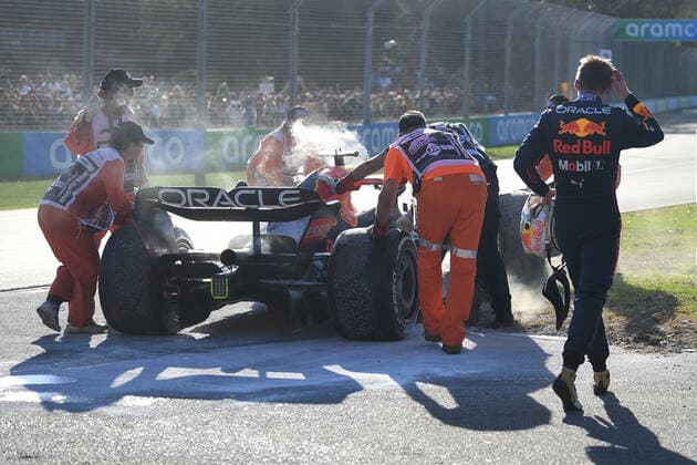 10th April 2022, Albert Park, Melbourne, Australia; FIA Formula 1 Australian Grand Prix, Race Day: Max Verstappen of the Netherlands and Red Bull Racing reacts to a car failure during the Australian Grand Prix  ActionPlus12377845 MorganxHancock