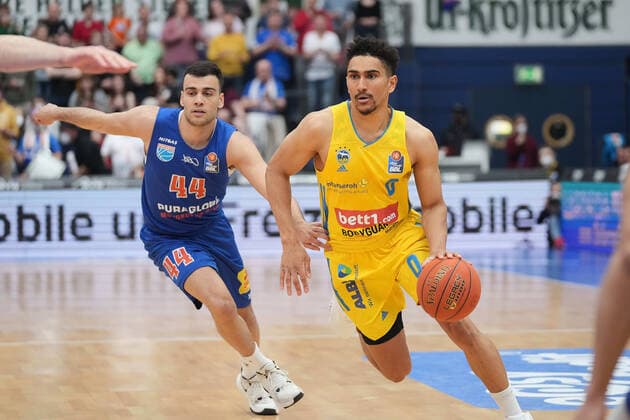 Nikola Rebic MBC, 44 , Maodo Lo Alba, 0 , Syntainics MBC vs ALBA BERLIN, Basketball Bundesliga, Men, 2021 2022, 29 Match Day, 10 04 2022, Syntainics MBC vs ALBA BERLIN, Basketball Bundesliga, Men, 2021 2022, 29 Match Day, 10 04 2022, Weissenfels. Copyright: xEibner-Pressefoto EckehardxSchulzx ep_eer