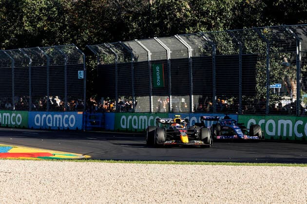 10th April 2022, Albert Park, Melbourne, Australia; FIA Formula 1 Australian Grand Prix, Race Day: Red Bull driver Sergio Perez during the race  ActionPlus12378074 StephenxBlackberry