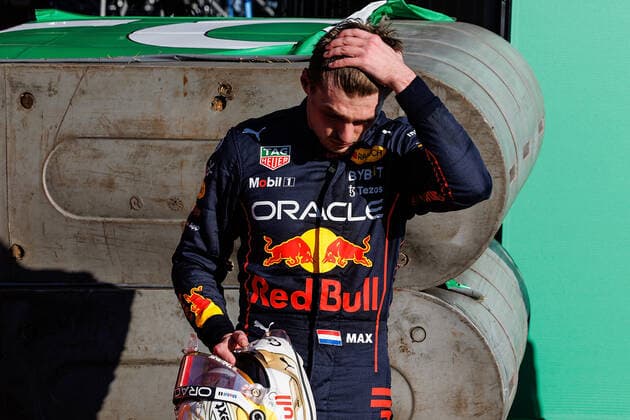 FORMULA 1 ROLEX AUSTRALIAN GRAND PRIX 2022 10 04 2022, Albert Park, Melbourne, FORMULA 1 ROLEX AUSTRALIAN GRAND PRIX 2022 , in the picture failure of Max Verstappen NEL , Oracle Red Bull Racing nordphotoxGmbHx xBratic nph00250
