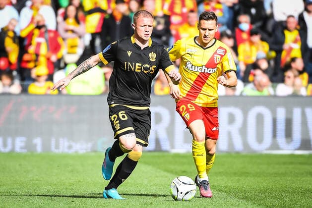 April 10, 2022, Lens, France, France: Melvin BARB of Nice and Przemyslaw Adam FRANKOWSKI of Lens during the Ligue 1 match between RC Lens and OGC Nice at Bollaert-Delelis Stadium on April 10, 2022 in Lens, France. Lens France - ZUMAm308 20220410_zsp_m308_002 Copyright: xMatthieuxMirvillex