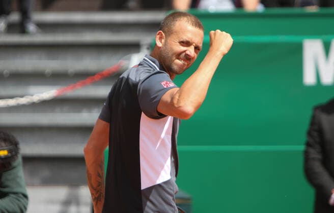 Daniel Evans of Great Britain during the Rolex Monte-Carlo Masters 2022, ATP, Tennis Herren Masters 1000 tennis tournament on April 12, 2022 at Monte-Carlo Country Club in Roquebrune-Cap-Martin, France - Photo Laurent Lairys TENNIS : Rolex Monte-Carlo Masters 2022 - ATP Masters 1000 tennis - 12 04 2022 LaurentLairys Panoramic 