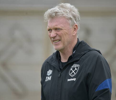 Mandatory Credit: Photo by Avril Husband West Ham United Shutterstock (12892856d) David Moyes of West Ham United comes out for training West Ham United First Team Training, Rush Green Training Ground, London, UK - 13 Apr 2022 EDITORIAL USE ONLY No use with unauthorised audio, video, data, fixture lists, club league logos or live services. Online in-match use limited to 120 images, no video emulation. No use in betting, games or single club league player publications. West Ham United First Team Training, Rush Green Training Ground, London, UK - 13 Apr 2022 EDITORIAL USE ONLY No use with unauthorised audio, video, data, fixture lists, club league logos or live services. Online in-match use limited to 120 images, no video emulation. No use in betting, games or single club league player publications.  Copyright: xAvrilxHusband WestxHamxUnited Shutterstockx 12892856d