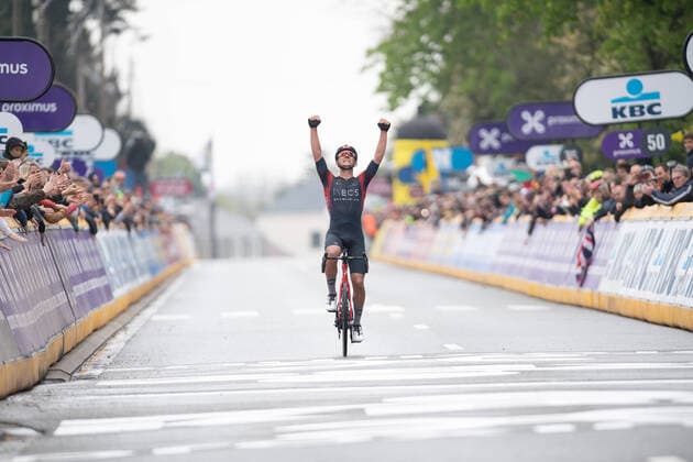 Sport Themen der Woche KW15 Sport Bilder des Tages MAGNUS SHEFFIELD gewinnt Brabantse Pijl 2022 MAGNUS SHEFFIELD vom Team Ineos gewinnt Brabantse Pijl 2022 (Pfeil von Brabant, Belgien) vor Benoit Cosnefroy AG2R und Warren Barguil Arkea *** MAGNUS SHEFFIELD wins Brabantse Pijl 2022 MAGNUS SHEFFIELD of Team Ineos wins Brabantse Pijl 2022 Arrow of Brabant, Belgium ahead of Benoit Cosnefroy AG2R and Warren Barguil Arkea
