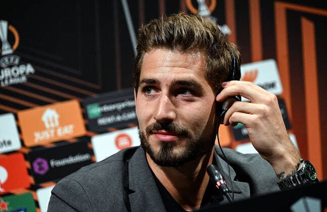 13 04 2022, xjhx, football UEFA Europa League, Eintracht Frankfurt press conference emspor, v l Kevin Trapp Eintracht Frankfurt DFL DFB REGULATES PROHIBIT ANY USE OF PHOTOGRAPHS as IMAGE SEQUENCES and or QUASI VIDEO Barcelona