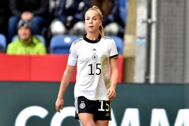 09 04 2022 pmk NF113787 football women country match world cup qualification Schueco Arena Bielefeld Corona matchday Germany Portugal Giulia GWINN 15 Germany