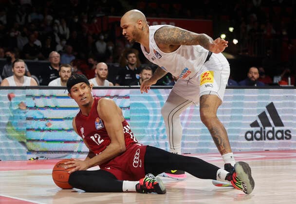 13 04 2022, BBL, FC Bayern Muenchen vs Mitteldeutscher , Audi Dome Muenchen , Basketball, Sports, in picture Jason George FCB Basketball and Sergio Kerusch Mitteldeutscherbasketball