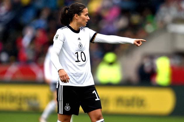 09 04 2022 pmk NF112971 football women country match world cup qualification Schueco Arena Bielefeld Corona matchday Germany Portugal Dzsenifer MAROZSAN 10 Germany