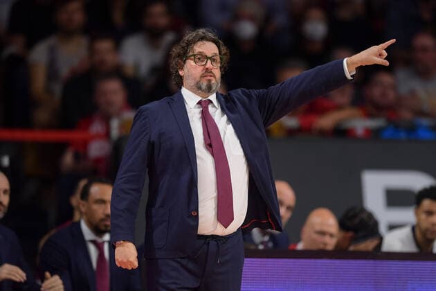 Basketball, BBL, 20220413, FC Bayern München Mitteldeutscher Basketball Club In the picture Head Coach of FC Bayern München Andrea TRINCHIERI Munich Audi Dome Bayern Germany Copyright: Passion2Press MarkusxFischerx