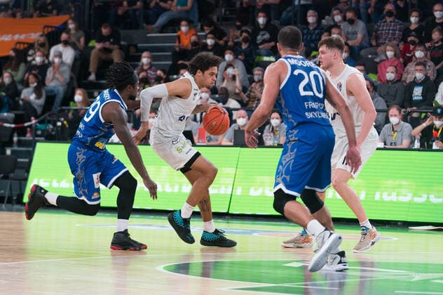 easyCredit Basketball Bundesliga, Hamburg Towers vs Fraport Skyliners, Hamburg 13 04 2022 easyCredit Basketball Bundesliga, Hamburg Towers vs Fraport Skyliners, Hamburg 13 04 2022, game setup via Caleb Homesley 5 Hamburg Towers Copyright: xBEAUTIFULxSPORTS Mohwinkelx