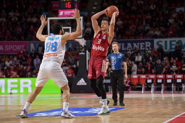 Basketball, BBL, 20220413, FC Bayern München Mitteldeutscher Basketball Club Pictured Behnam YAKHCHALI Mitteldeutscher Basketball Club, 88 and Zan Mark SISKO FC Bayern München, 31 Munich Audi Dome Bayern Germany Copyright: Passion2Press MarkusxFischerx