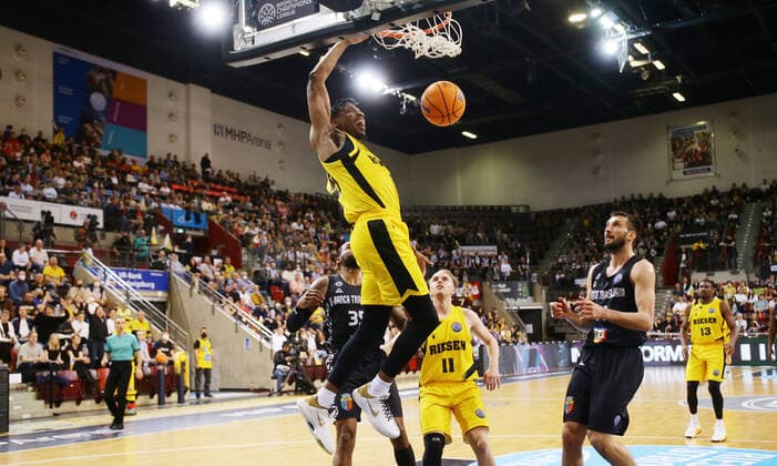 Ludwigsburg , Basketball Champions League Quarterfinal Game 2 , MHP Riesen Ludwigsburg vs U BT Cluj Napoca , Justin Simon Riesen