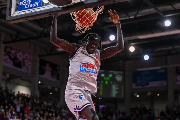 easyCredit BBL, Telekom Baskets Bonn vs JobStairs GIESSEN 46ers, 13 04 2022 Nuni Omot JobStairs GIESSEN 46ers, 1 , easyCredit BBL, Telekom Baskets Bonn vs JobStairs GIESSEN 46ers on 13 04 2022 at the Telekom Dome, Bonn North Rhine-Westphalia Copyright: xBEAUTIFULxSPORTS Mueller-Laschetx