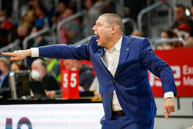 Head coach Oren Amiel Brose Bamberg Brose Bamberg BG Göttingen Goettingen easyCredit BBL Basketball Bundesliga Season 2021 22 Matchday 30, 13 04 2022 Bamberg, Brose Arena Photo Daniel Löb Loeb Copyright: DanielxLöb