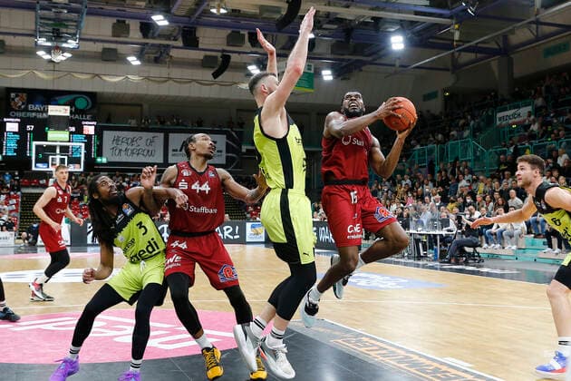 30 Matchday of the easyCredit BBL Basketball Bundesliga in the Oberfrankenhalle in Bayreuth Season 2021 2022 Medi Bayreuth against NINERS Chemnitz Martynas Sajus Medi Bayreuth 19 left Frantz Massenat NINERS Chemnitz 15 right