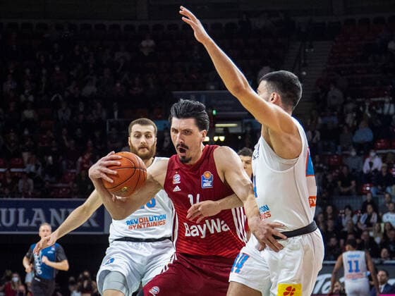 Bavarias 14 Nihad DJEDOVIC vs Weisenfels 44 REBIC Basketball, FC Bayern MBC Weissenfels, on 13 04 2022, Basketball Bundesliga, FC Bayern Munich Basketball SYNTAINICS Mitteldeutscher Basketball Club, season 2021 2022, in Munich, A U D I D O M E, Germany Source Copyright Credit Oryk HAIST xx