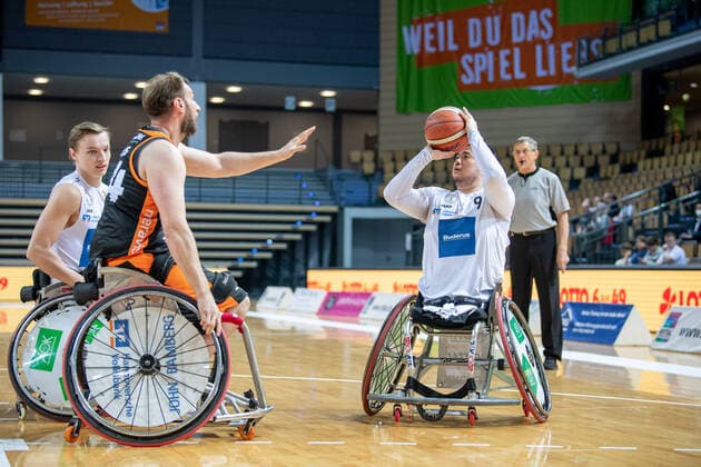 RBBL RSV Lahn Dill Hannover United, 13 04 22 Hiroaki Kozai 9 RSV Lahn Dill , Quinten Zantinge 11 RSV Lahn Dill , Jan Gans 14 Hannover United RBBL RSV Lahn Dill Hannover United Wetzlar, 13 04 22 Copyright: xBEAUTIFULxSPORTS Roeczeyx