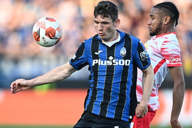 Fußball, EL, Atalanta Bergamo - RB Leipzig Mg Bergamo 14 04 2022 - Europa League Atalanta-RB Lipsia foto Matto Gribaudi Image nella foto: Marten De Roon-Christopher Nkunku 
