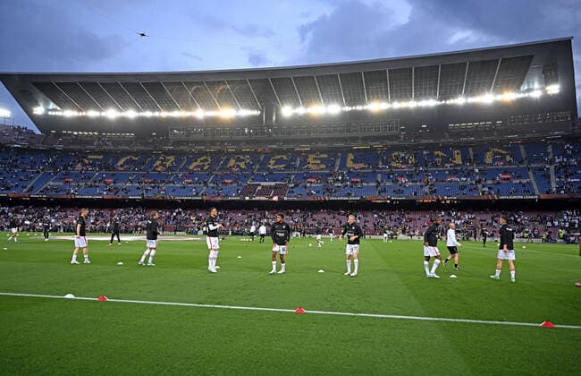 14 04 2022, xjhx, football UEFA Europa League, FC Barcelona Eintracht Frankfurt emspor, v l Warmup Eintracht DFL DFB REGULATES PROHIBIT ANY USE OF PHOTOGRAPHS as IMAGE SEQUENCES and or QUASI VIDEO Barcelona