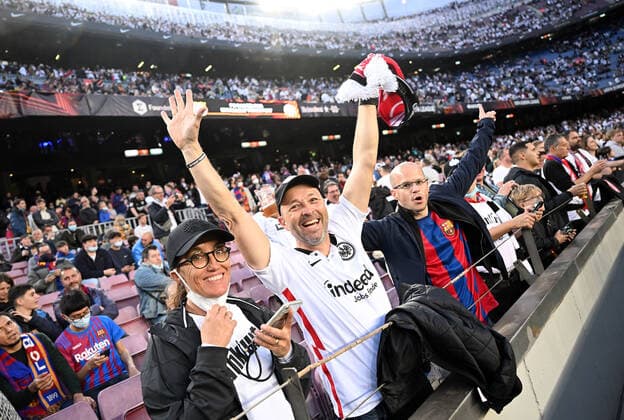 14 04 2022, xjhx, football UEFA Europa League, FC Barcelona Eintracht Frankfurt emspor, v l Eintracht fans at Camp Nou stadium DFL DFB REGULATIONS PROHIBIT ANY USE OF PHOTOGRAPHS as IMAGE SEQUENCES and or QUASI VIDEO Barcelona