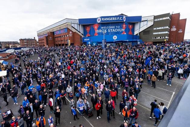 Mandatory Credit: Photo by Luke Nickerson Rangers FC Shutterstock (12894538aj) Rangers fans outside Ibrox Rangers v Braga, UEFA Europa League, Quarter Final, Second Leg, Football, Ibrox Stadium, Glasgow, UK - 14 Apr 2022 Rangers v Braga, UEFA Europa League, Quarter Final, Second Leg, Football, Ibrox Stadium, Glasgow, UK - 14 Apr 2022  Copyright: xLukexNickerson RangersxFC Shutterstockx 12894538aj