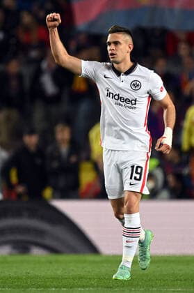 14 04 2022, xjhx, football UEFA Europa League, FC Barcelona Eintracht Frankfurt emspor, v l goal celebration after celebrating the goal celebrate 0 2 by Rafael Borre, Rafael Santos Borre Maury Eintracht Frankfurt DFL DFB REGULATIONS PROHIBIT ANY USE OF PHOTOGRAPHS AS IMAGE SEQUENCES AND OR QUASI VIDEO Barcelona