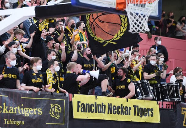 Basketball 2 Bundesliga 2021 2022 playoff quarterfinals 1 game at Paul Horn Arena Tigers Tuebingen Eisbaeren Bremerhaven 14 04 2022 Tigers fans celebrate their team at Paul Horn Arena Tigers