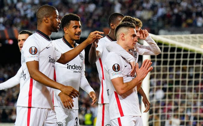 14 04 2022, xslx, football UEFA Europa League, FC Barcelona Eintracht Frankfurt emspor, v l goal celebration after celebrating the goal celebrate 0 2 by Rafael Borre, Rafael Santos Borre Maury Eintracht Frankfurt DFL DFB REGULATIONS PROHIBIT ANY USE OF PHOTOGRAPHS AS IMAGE SEQUENCES AND OR QUASI VIDEO Barcelona
