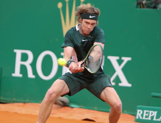 Andrey Rublev of Russie during the Rolex Monte-Carlo Masters 2022, ATP, Tennis Herren Masters 1000 tennis tournament on April 14, 2022 at Monte-Carlo Country Club in Roquebrune-Cap-Martin, France - Photo Laurent Lairys TENNIS : Monte Carlo 2022 - Monaco - 14 04 2022 LaurentLairys Panoramic 