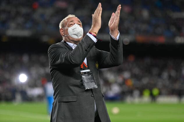 April 14, 2022, Barcelona, Spain: peter fischer president eintracht frankfurt during the UEFA Europa League Quarter Final Leg Two match between FC Barcelona, Barca and Eintracht Frankfurt at Camp Nou in Barcelona Barcelona Spain - ZUMAd159 20220414_zia_d159_010 Copyright: xGerardxFrancox