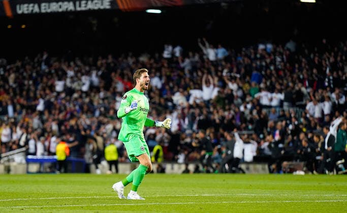 14 04 2022, xslx, football UEFA Europa League, FC Barcelona Eintracht Frankfurt emspor, v l Kevin Trapp Eintracht Frankfurt goal celebration after the goal to celebrate 0 3 by Filip Kostic Eintracht Frankfurt DFL DFB REGULATIONS PROHIBIT ANY USE OF PHOTOGRAPHS AS IMAGE SEQUENCES AND OR QUASI VIDEO Barcelona