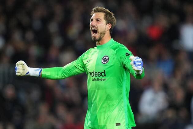 Mandatory Credit: Photo by Bagu Blanco Pressinphoto Shutterstock (12895065x) Kevin Trapp of Eintracht Frankfurt FC Barcelona, Barca v Eintracht Frankfurt, UEFA Europa League, Quarter Final. Football, Camp Nou Stadium, Barcelona, Spain - 14 Apr 2022 Editorial use only FC Barcelona v Eintracht Frankfurt, UEFA Europa League, Quarter Final. Football, Camp Nou Stadium, Barcelona, Spain - 14 Apr 2022 Editorial use only Copyright: xBaguxBlanco Pressinphoto Shutterstockx 12895065x