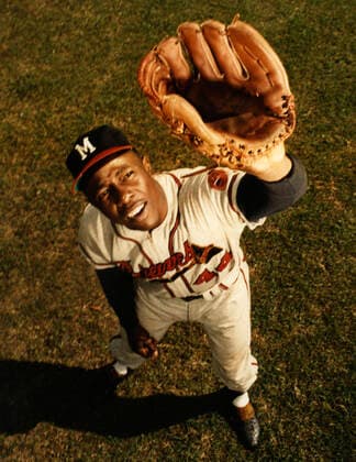 MILWAUKEE, WI - 1957. Hank Aaron looks upward toward the camera in this portrait taken in Milwaukee, Wisconsin in 1957. MLB, Baseball Herren, USA Archive Icon208543559