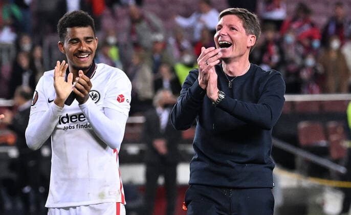 14 04 2022, xjhx, football UEFA Europa League, FC Barcelona Eintracht Frankfurt emspor, v l jubilation joy of victory coach Oliver Glasner Eintracht Frankfurt zautz Ansgar Knauff Eintracht Frankfurt DFL DFB REGULATIONS PROHIBIT ANY USE OF PHOTOGRAPHS AS IMAGE SEQUENCES AND OR QUASI VIDEO Barcelona